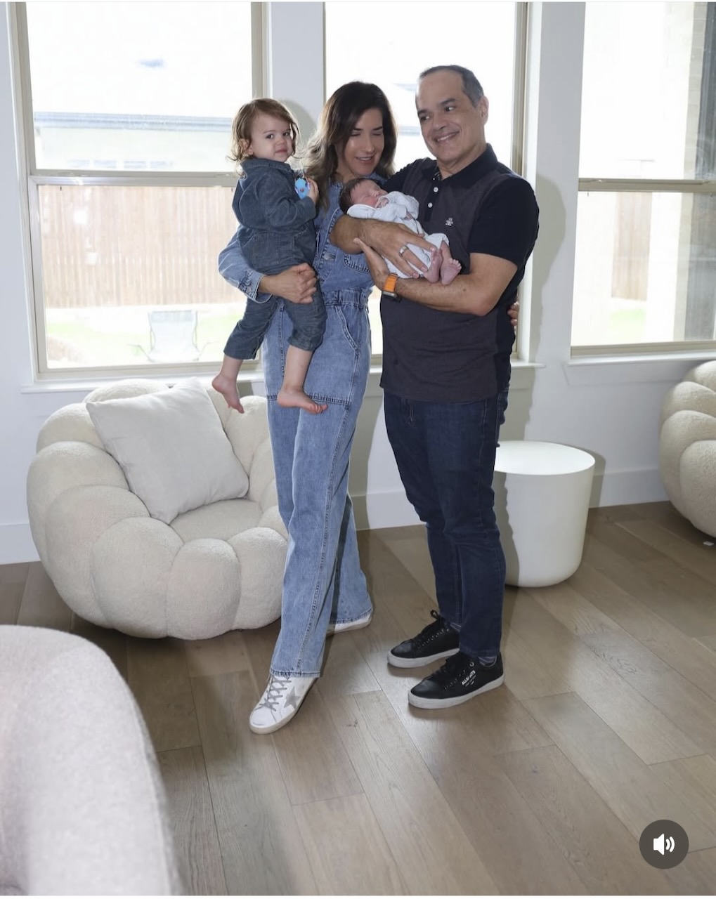 Saulo with his daughter Nathalia and grandchildren Emma and Matthew